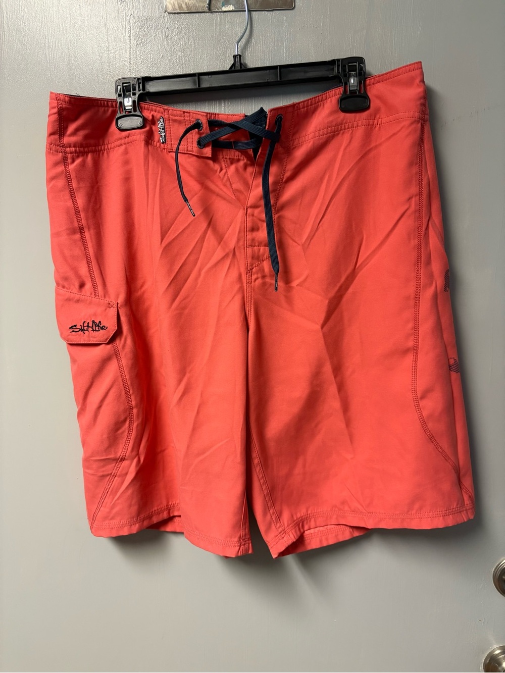Salt Life Men’s Coral Swim Board Shorts